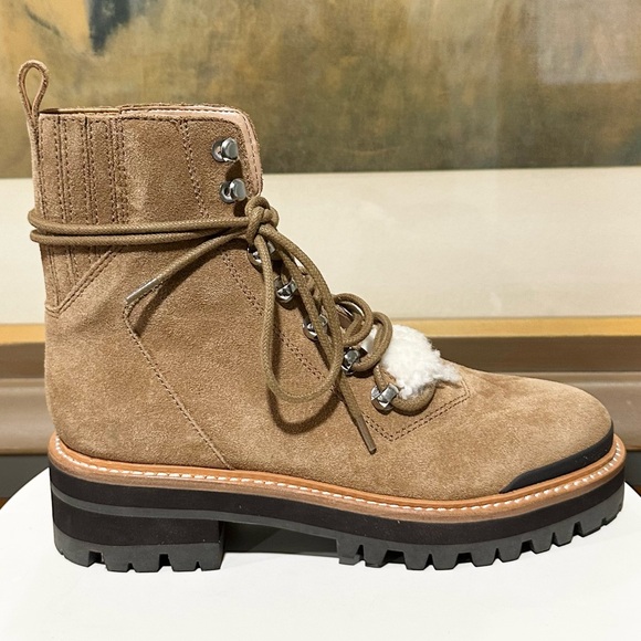 🌸MARC FISHER🌸 Izzie Lugsole Ankle Boots Size: 6M - Picture 4 of 12